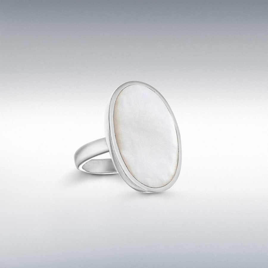 Sterling Silver White 'Mother of Pearl' 15mm x 22mm Oval Ring